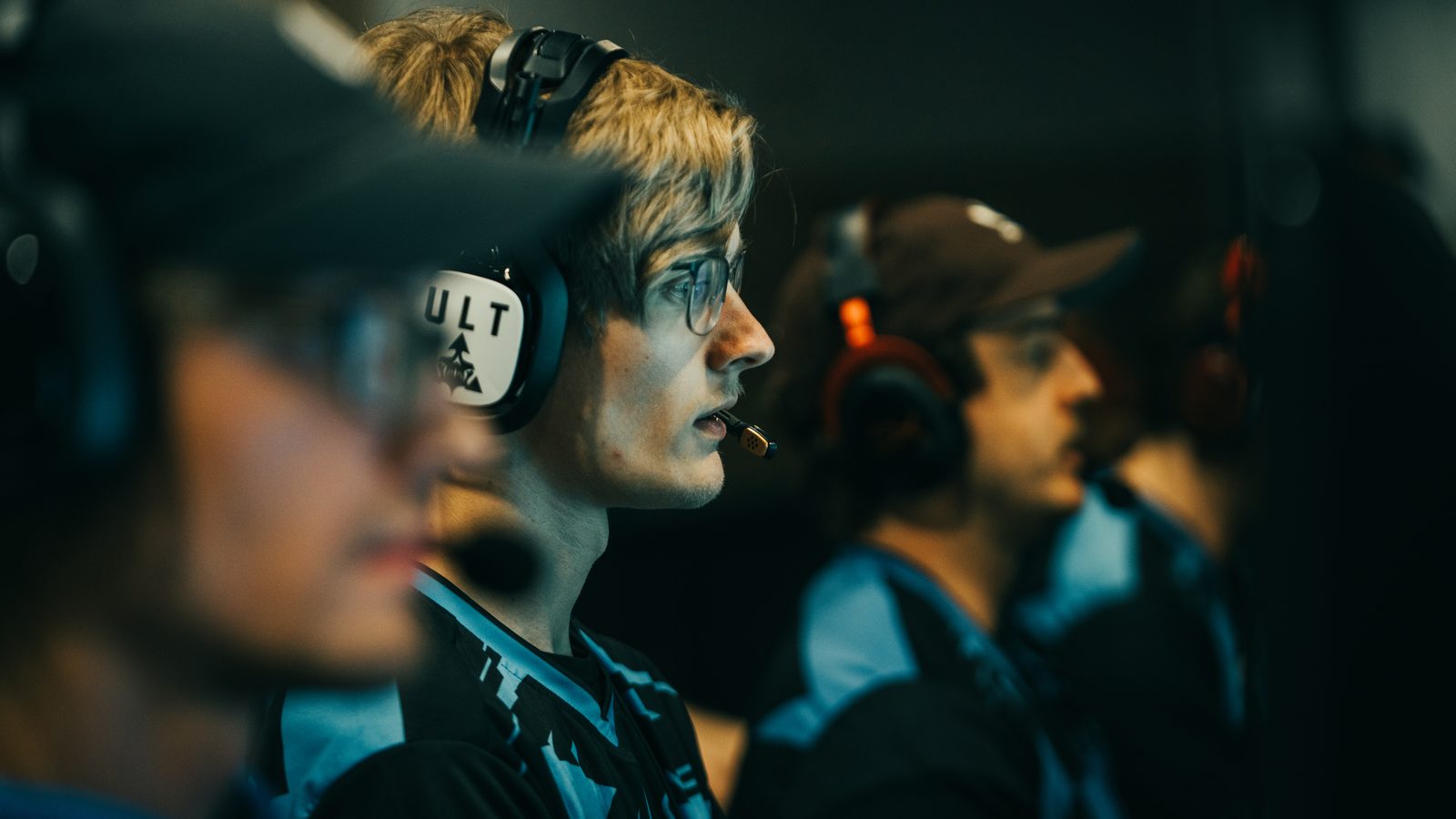 Oceans on the LAN floor at an HCS event.